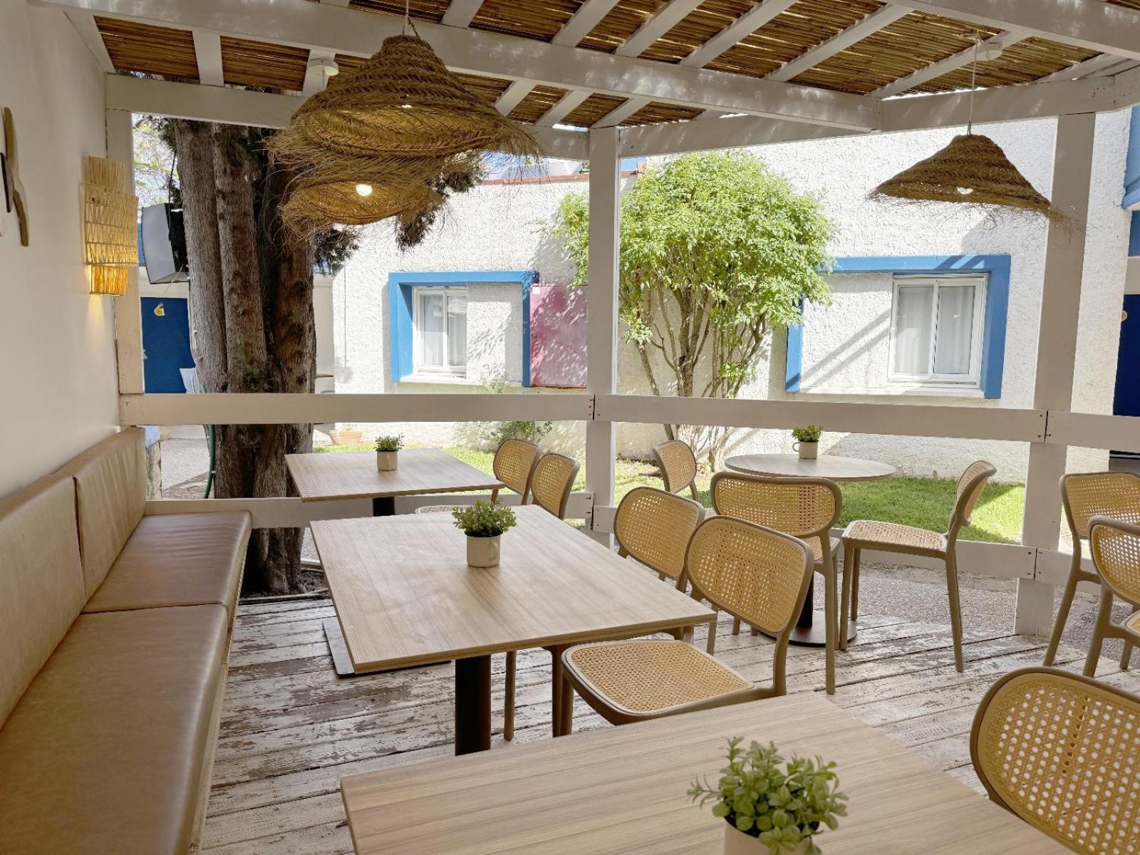 Travel Hotel Gesher Haziv ภายนอก รูปภาพ